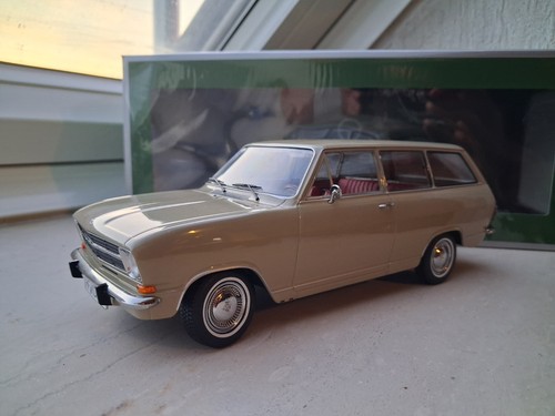 Touring modelcars opel kadett - touring,